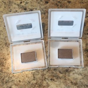 2 Mary Kay mineral eye color in granite